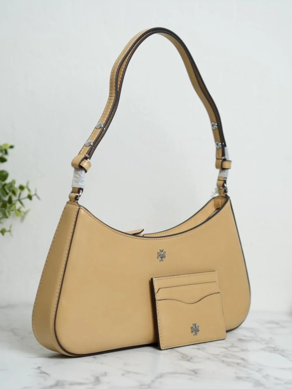 Tory Burch tory burch